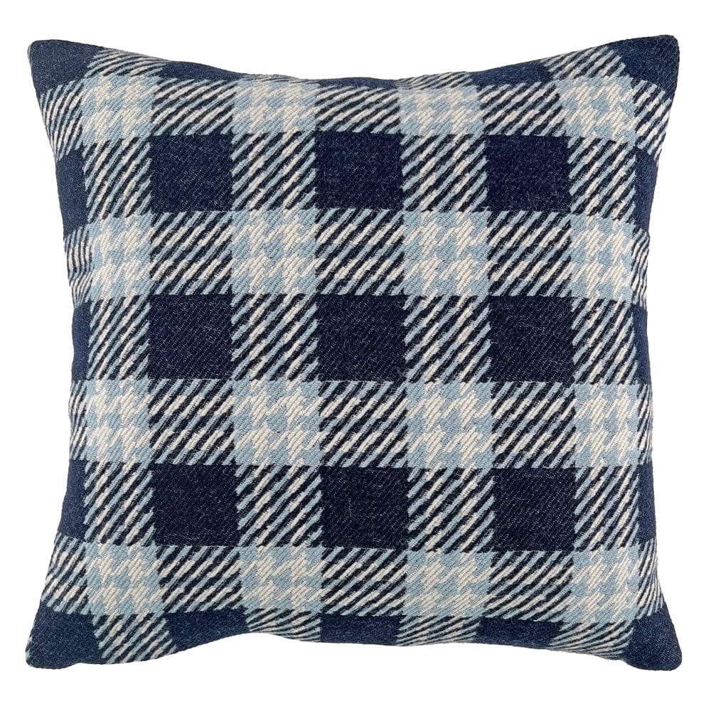 Peanuts Winter Wonderland Pillow Case active Current Dry clean or hand wash Peanuts