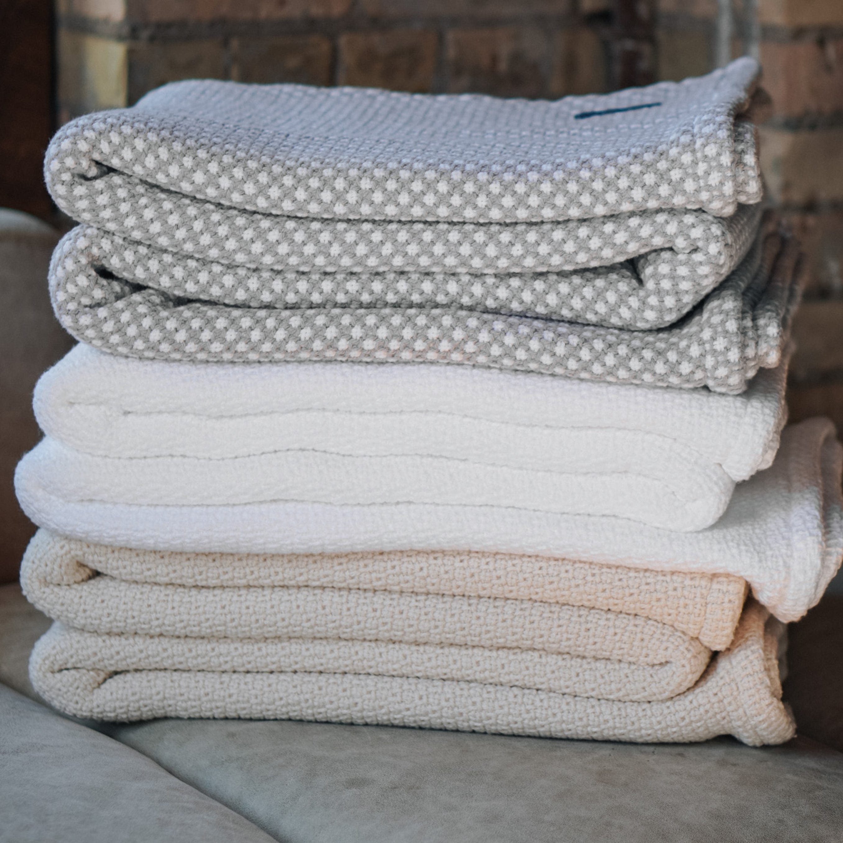 Edgecomb Cotton Blanket - White active Current Edgecomb Cotton Blanket Full Full Price group-gallery King machine washable New Lower Price personalization Queen Solids Twin