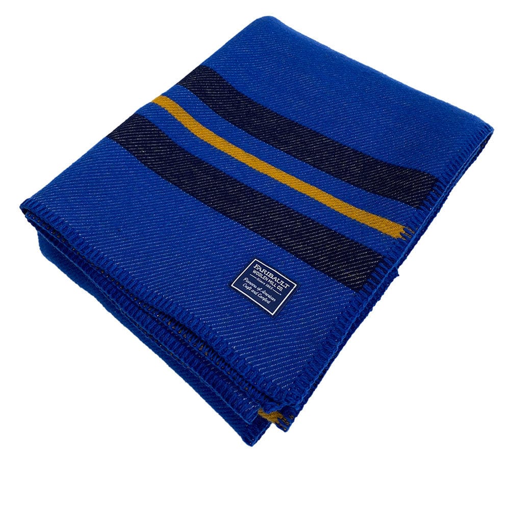 Peanuts Linus Wool Throw Blanket