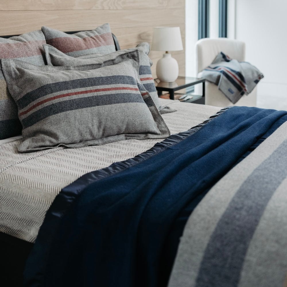 Pure & Simple Satin Wool Blanket active Current Full Full Price group-gallery King machine washable Queen Solids Twin