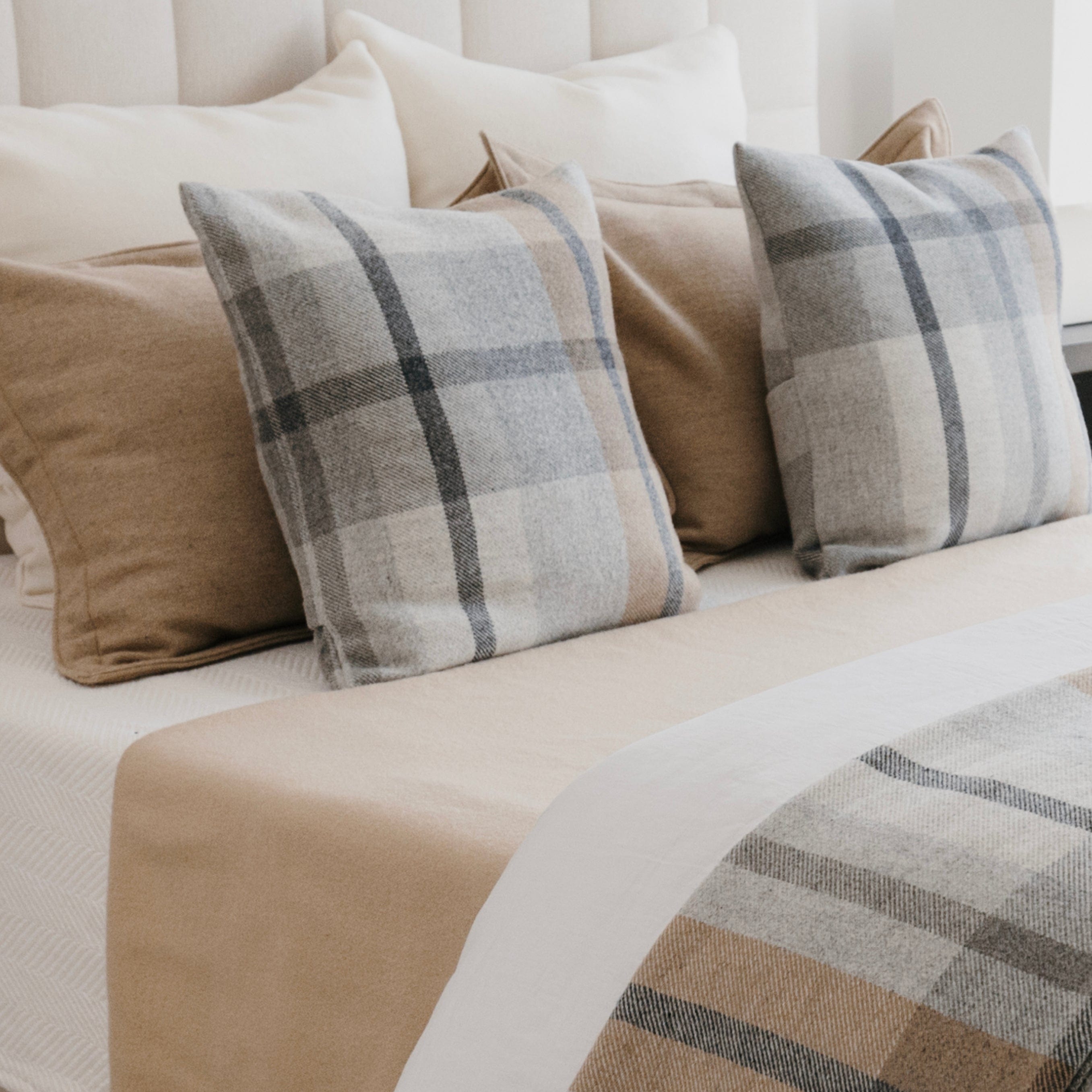 Pure & Simple Wool Blanket - Camel active Current Full Full Price group-gallery King machine washable New Lower Price Pure & Simple Wool Blanket Queen Solids Twin