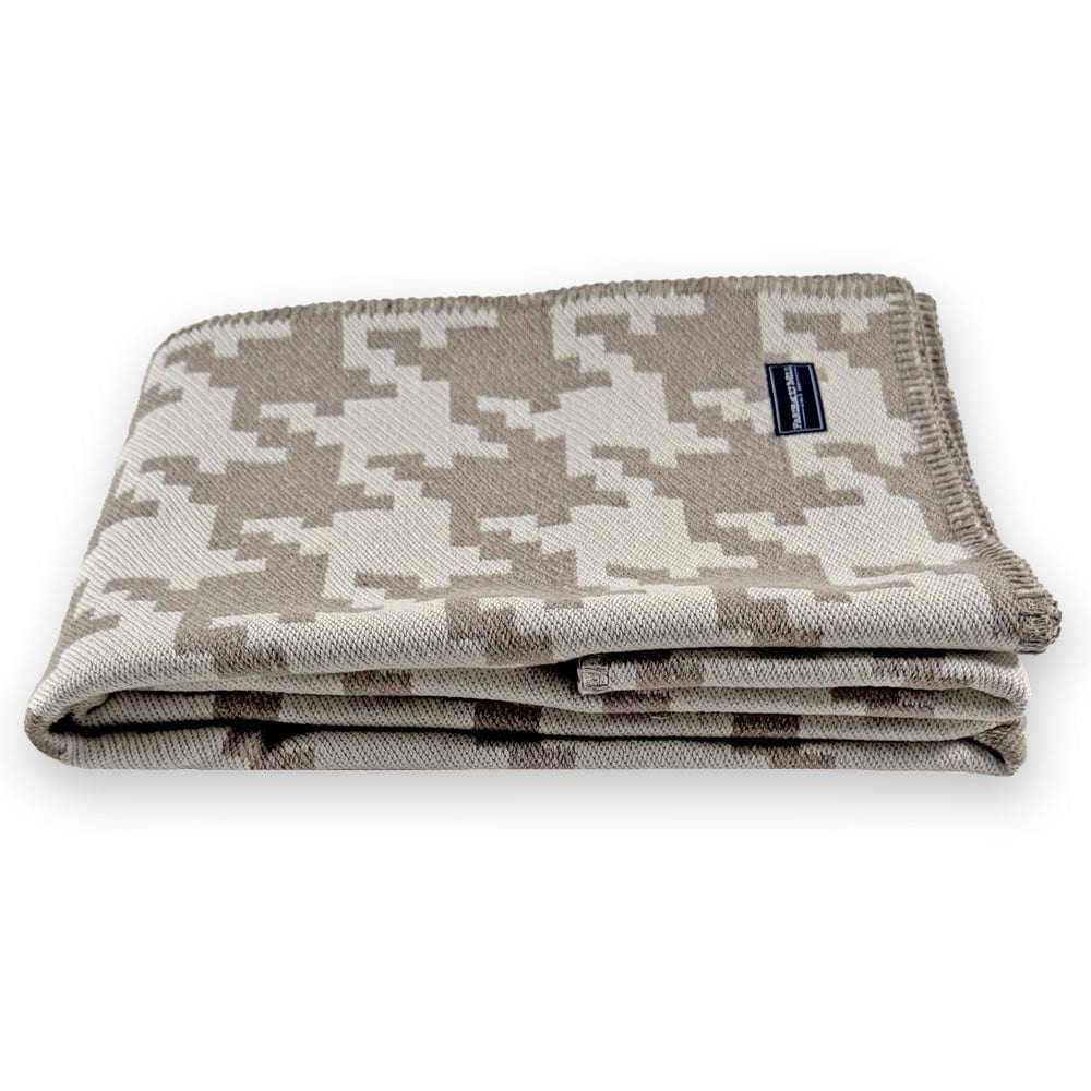 Limited Edition Houndstooth Cotton Throw active Lakes & Maps machine washable