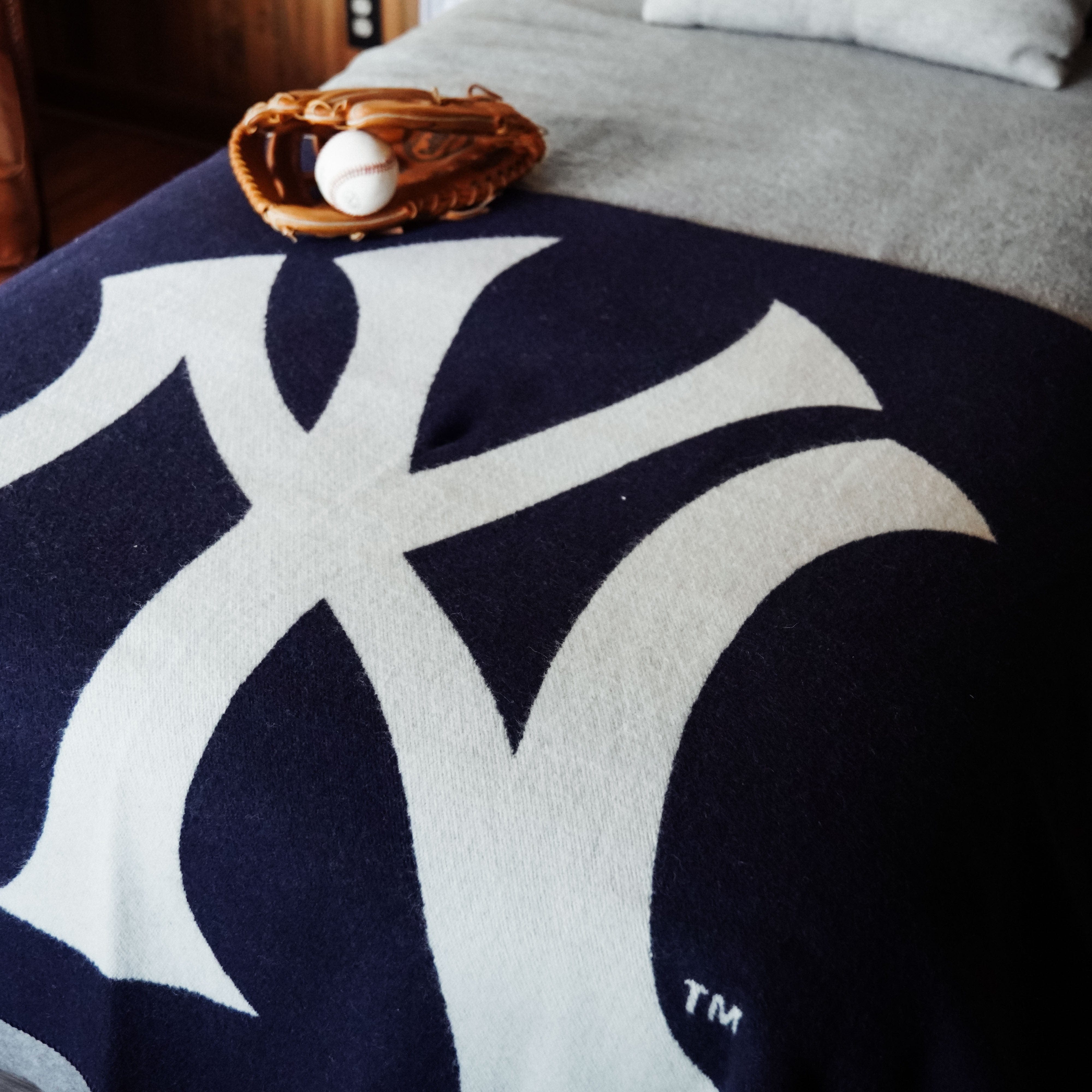New York Yankees Wool Throw active Current Dry clean or hand wash Full Price MLB personalization