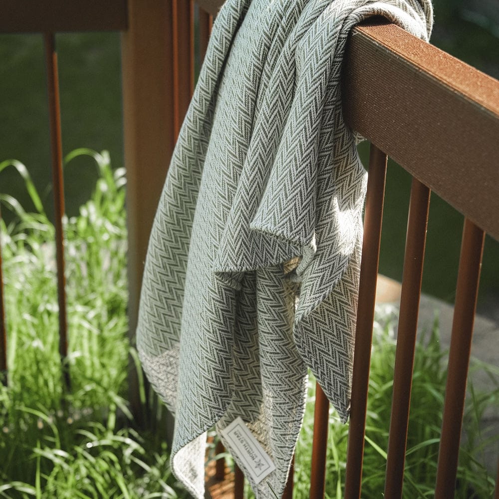 North Star Reverse Twill Throw - Green Current group-gallery Machine Washable north star North Star Reverse Twill Throw sustainable throws