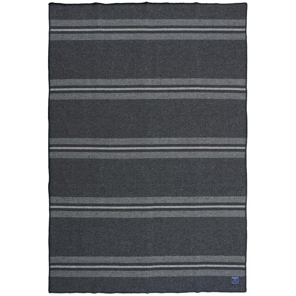 Cabin Wool Throw - Charcoal