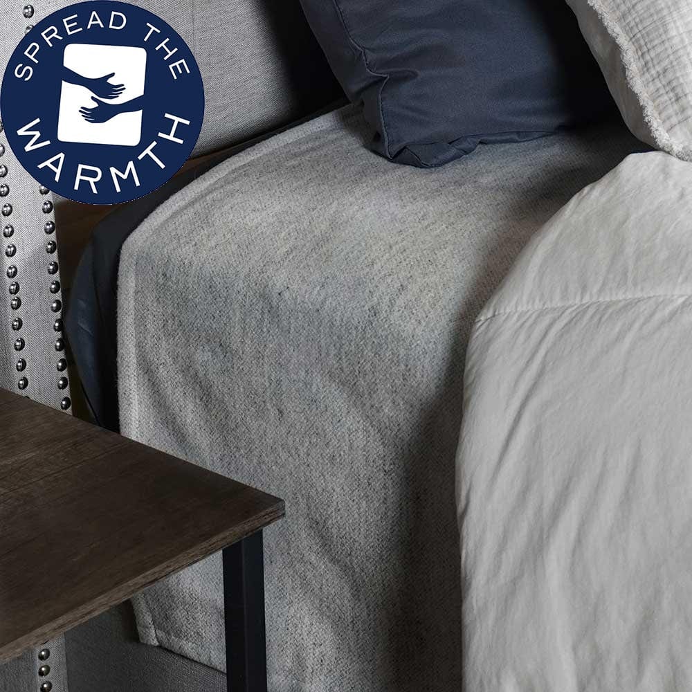 Lakefront Wool Blanket - Natural